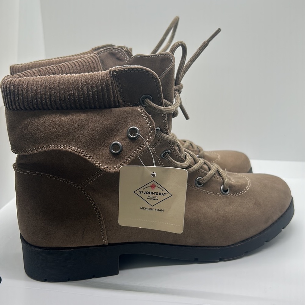 St John's Bay Quality Memory Foam Boots Size 10